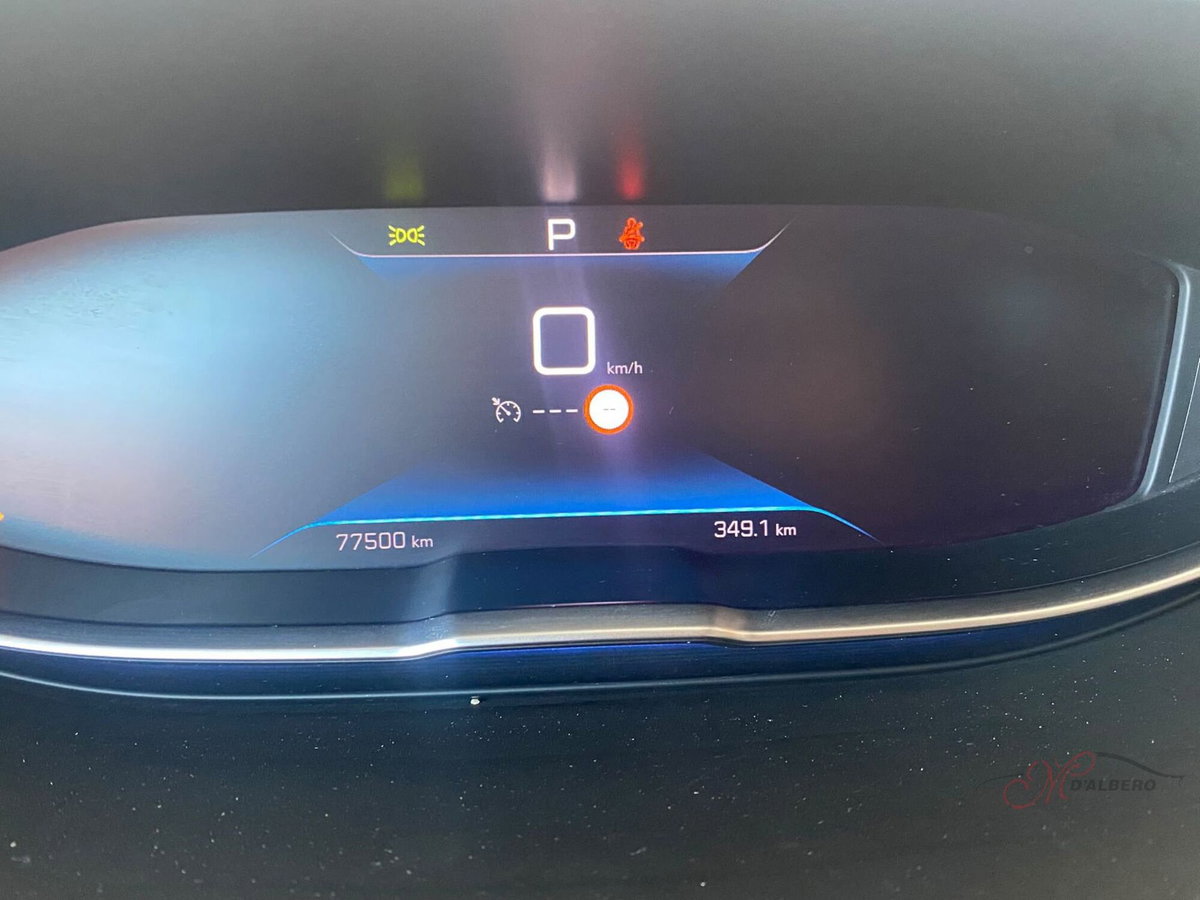 Peugeot 3008 BlueHDi 130 S&S EAT8 Allure Pack (13)