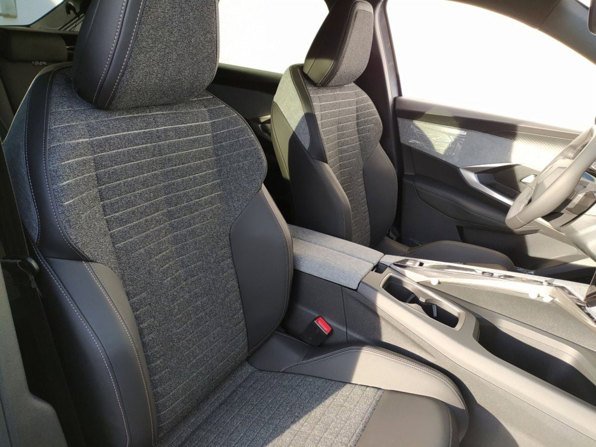 Peugeot 3008 1.2 hybrid Allure Business 145cv e-dcs6 (10)