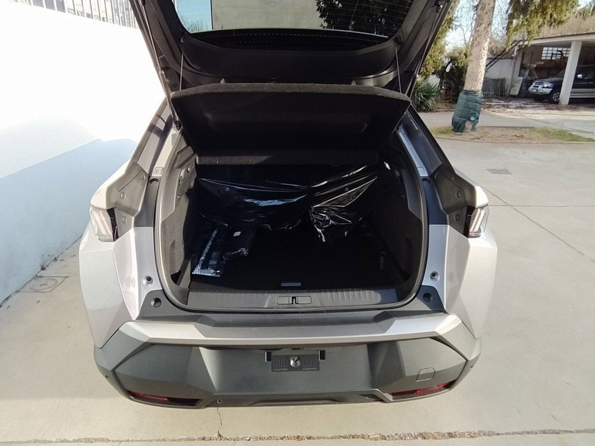 Peugeot 3008 1.2 hybrid Allure Business 145cv e-dcs6 (12)