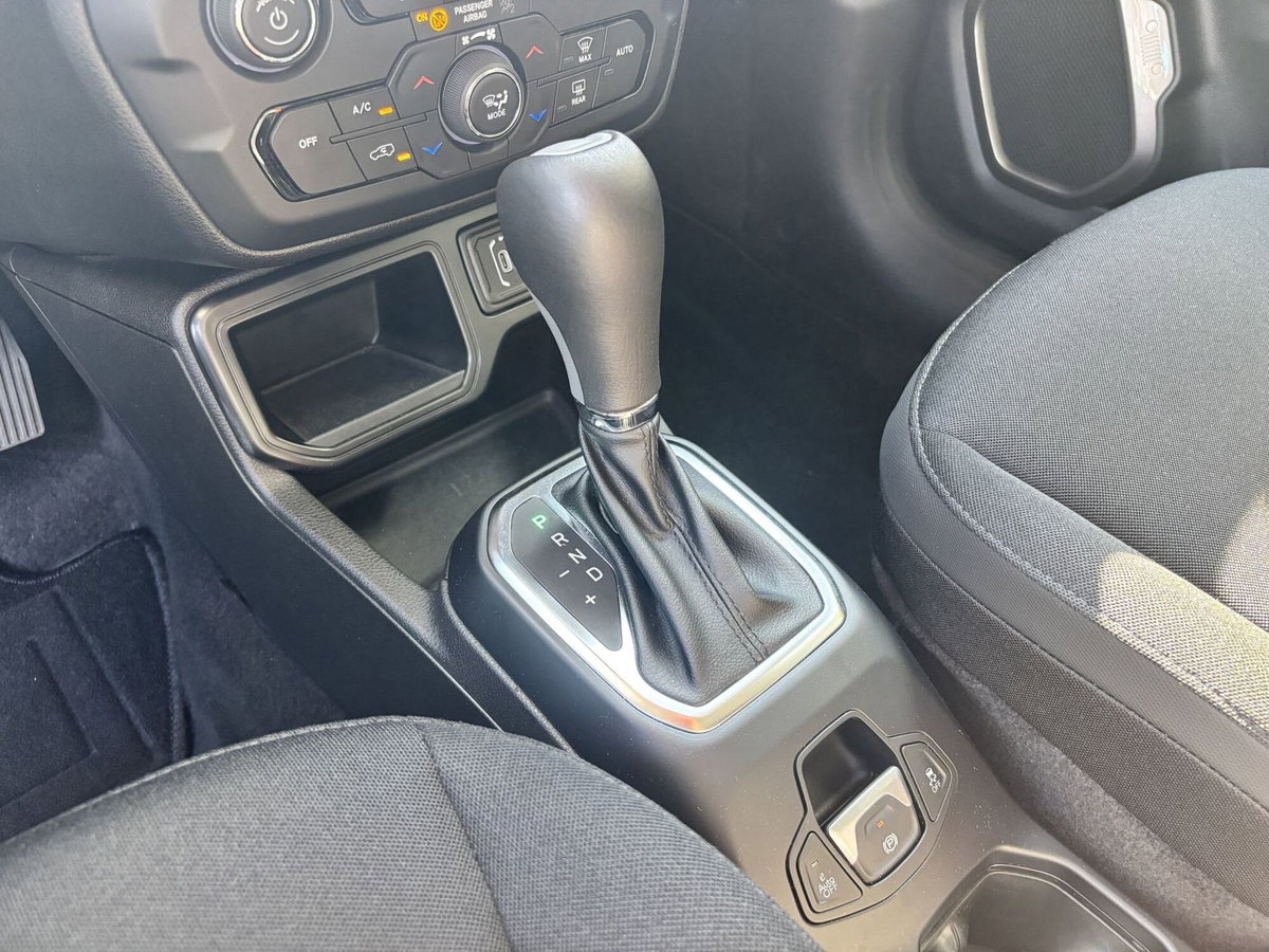 Jeep Renegade 1.5 turbo t4 mhev Summit 2wd dct (13)