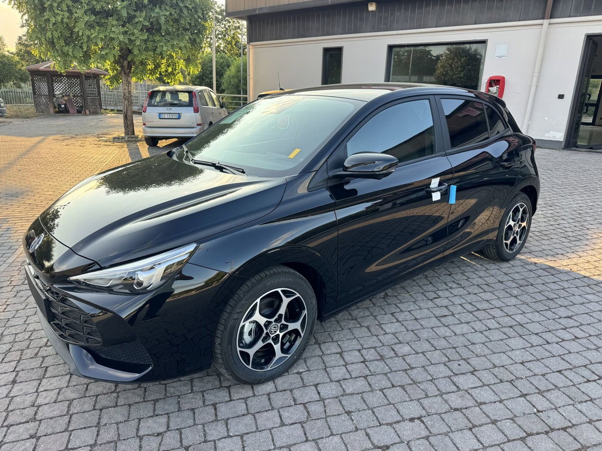Mg MG3 1.5 hybrid+ Luxury auto (3)