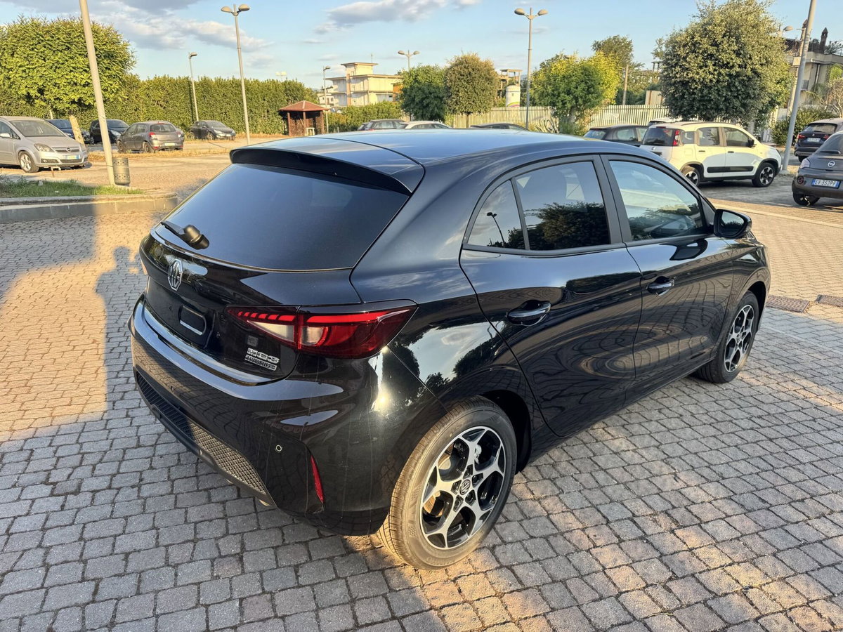 Mg MG3 1.5 hybrid+ Luxury auto (6)