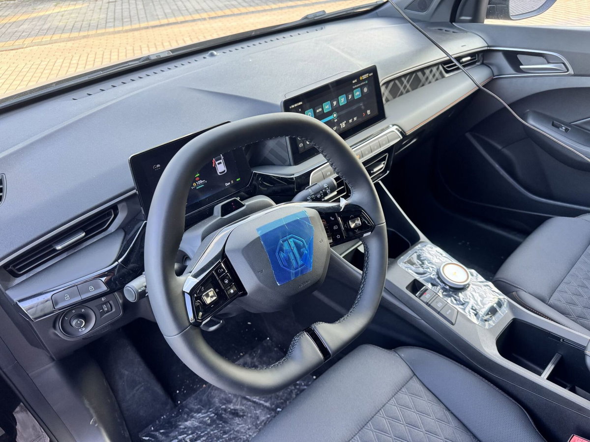 Mg MG3 1.5 hybrid+ Luxury auto (8)