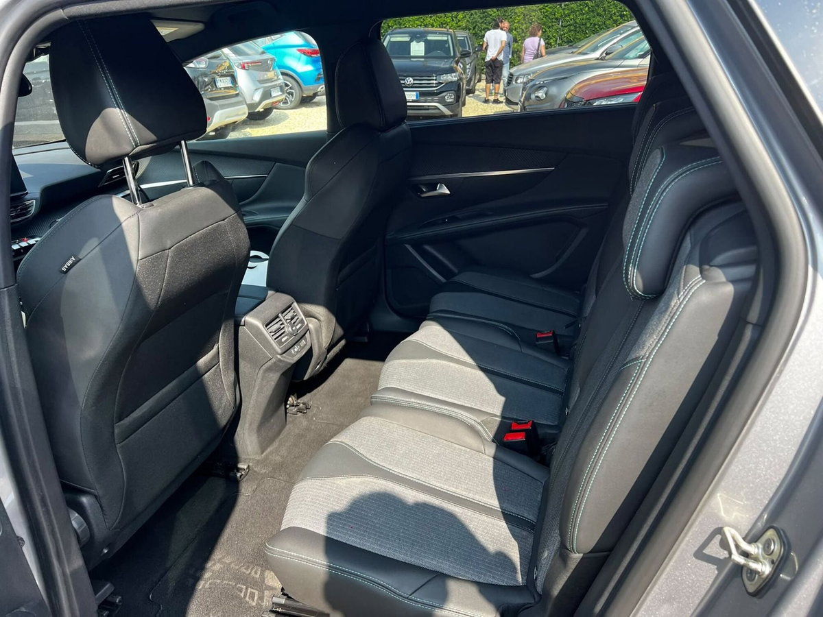 Peugeot 5008 1.5 bluehdi Allure Pack s&s 130cv eat8 (11)