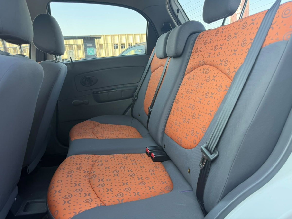 Chevrolet Matiz 800 SE Chic (11)