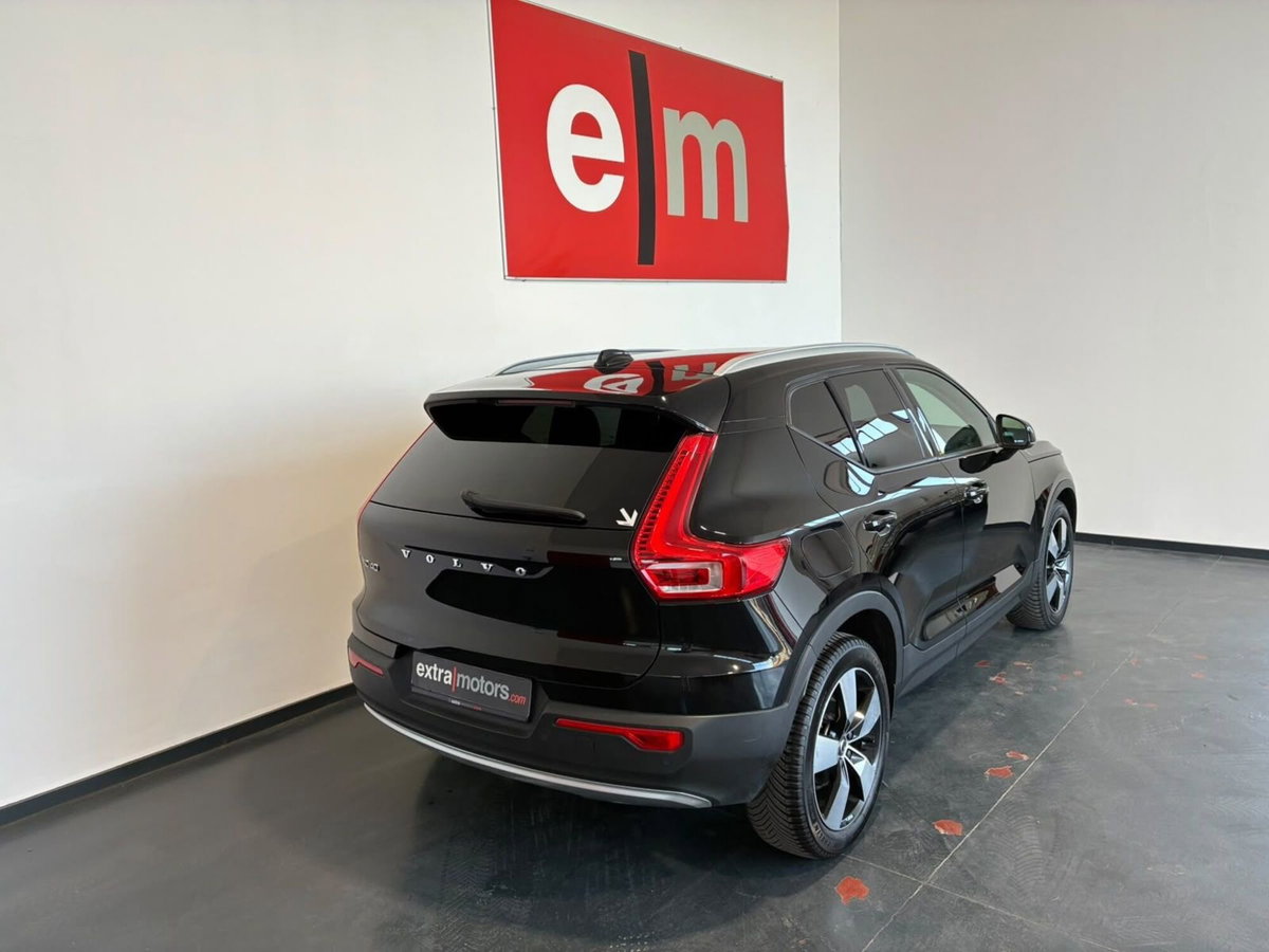 Volvo XC40 T3 Momentum Pro (16)