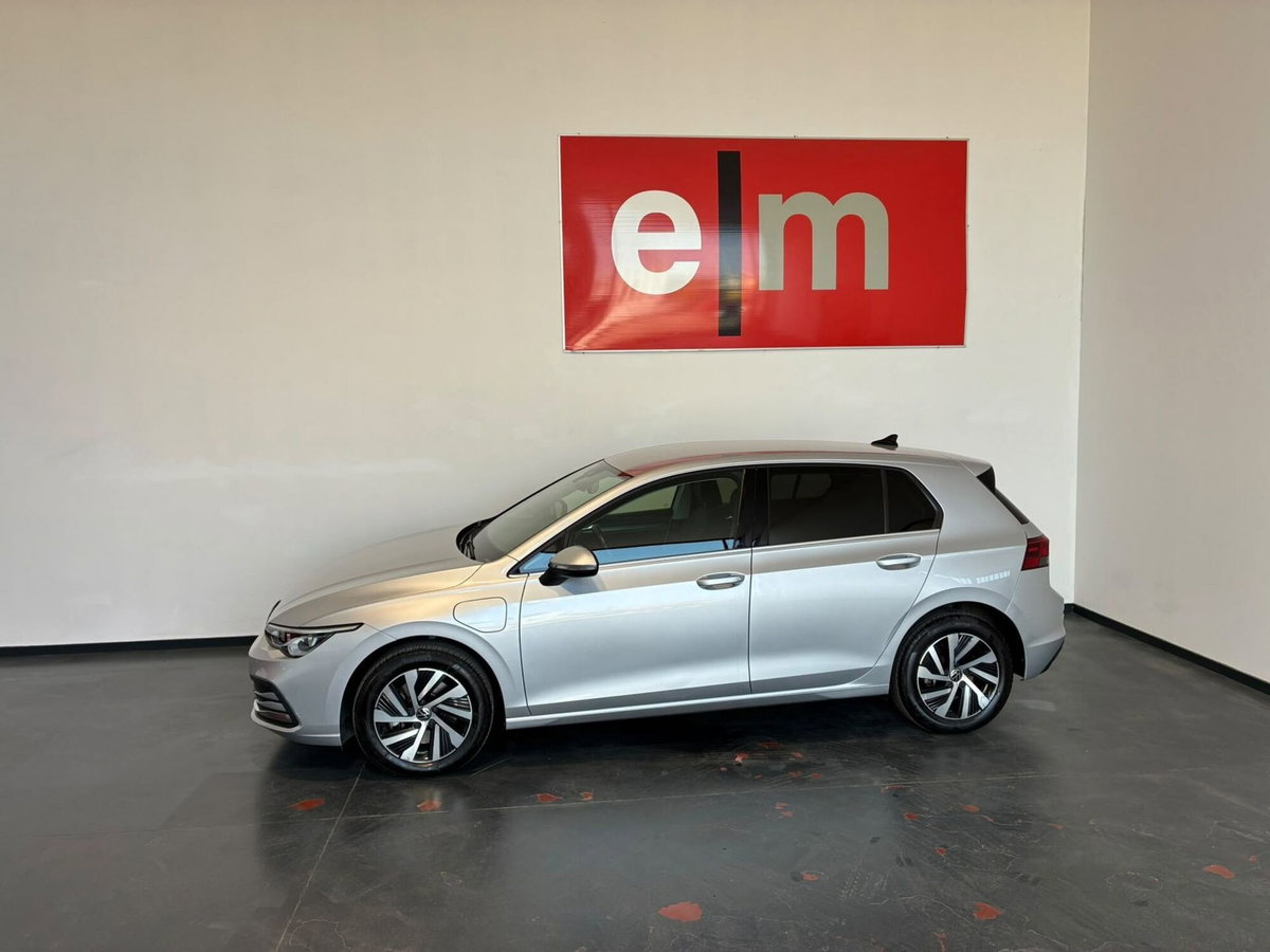 Volkswagen Golf 1.4 TSI eHYBRID 204 CV DSG Style (19)