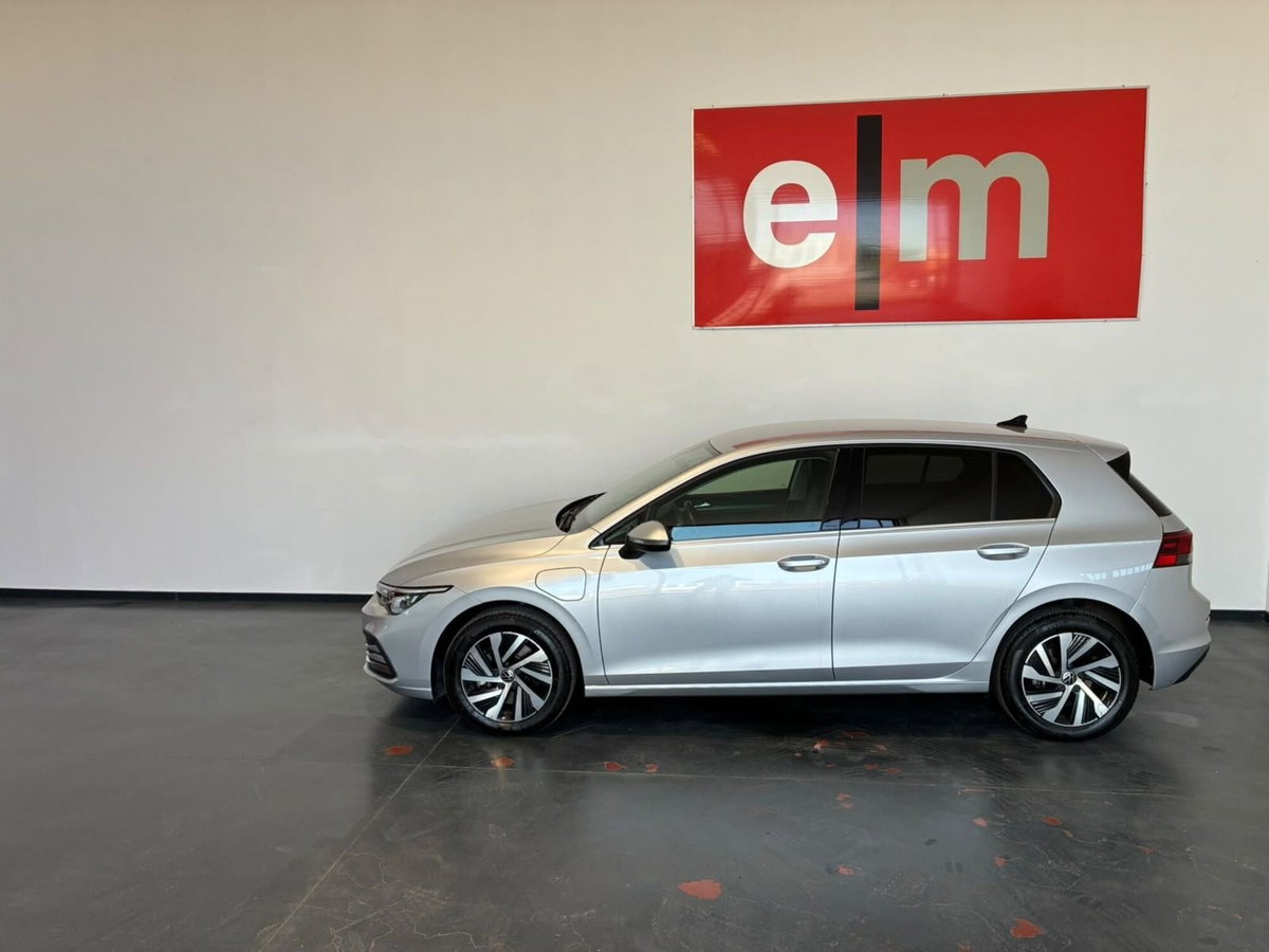 Volkswagen Golf 1.4 TSI eHYBRID 204 CV DSG Style (8)