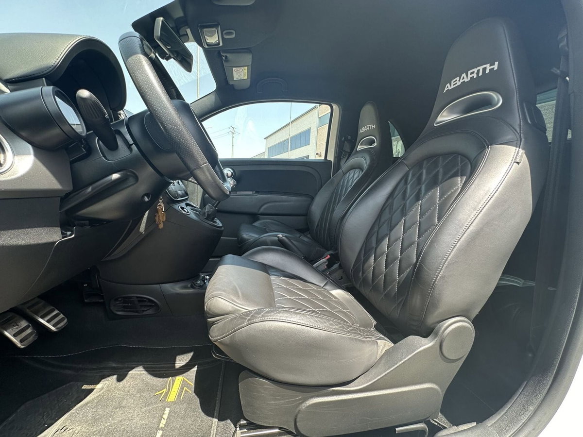 Abarth 595 595 1.4 Turbo T-Jet 165 CV Turismo (12)