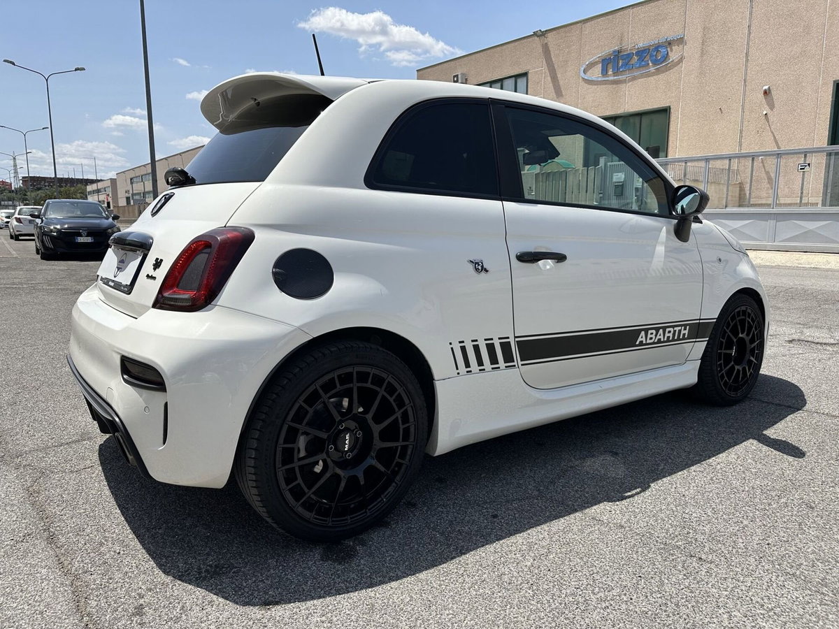 Abarth 595 595 1.4 Turbo T-Jet 165 CV Turismo (6)