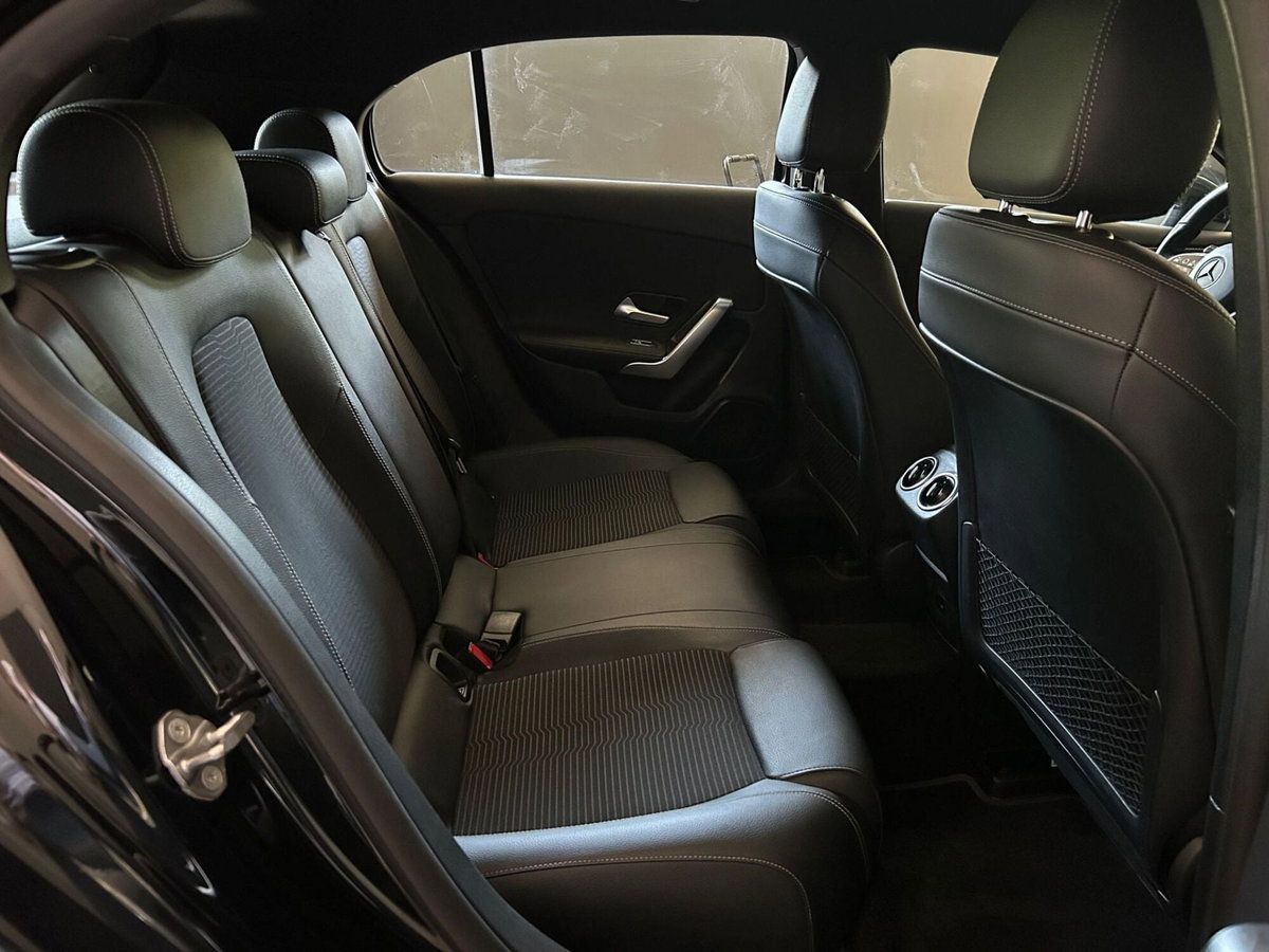 Mercedes-Benz Classe A 180 d Automatic Executive (11)