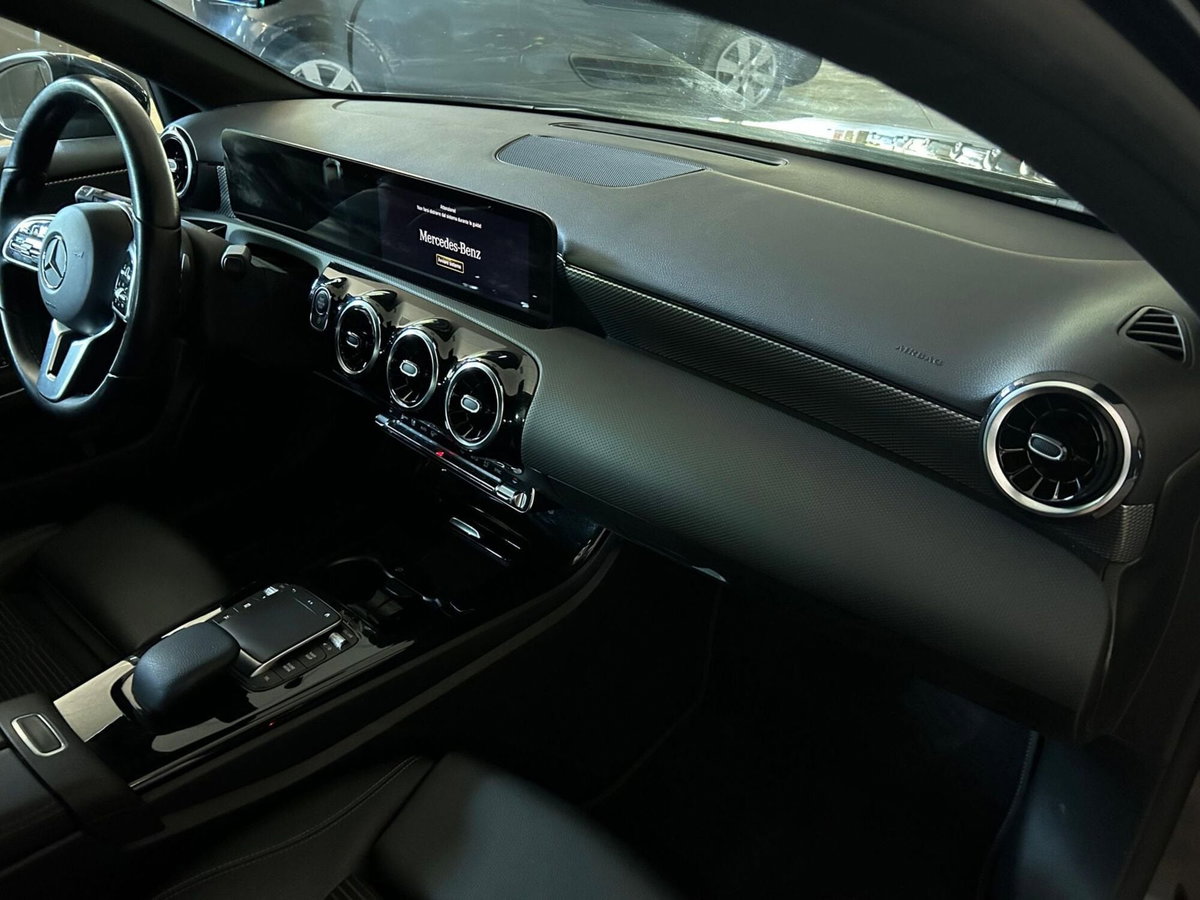 Mercedes-Benz Classe A 180 d Automatic Executive (13)