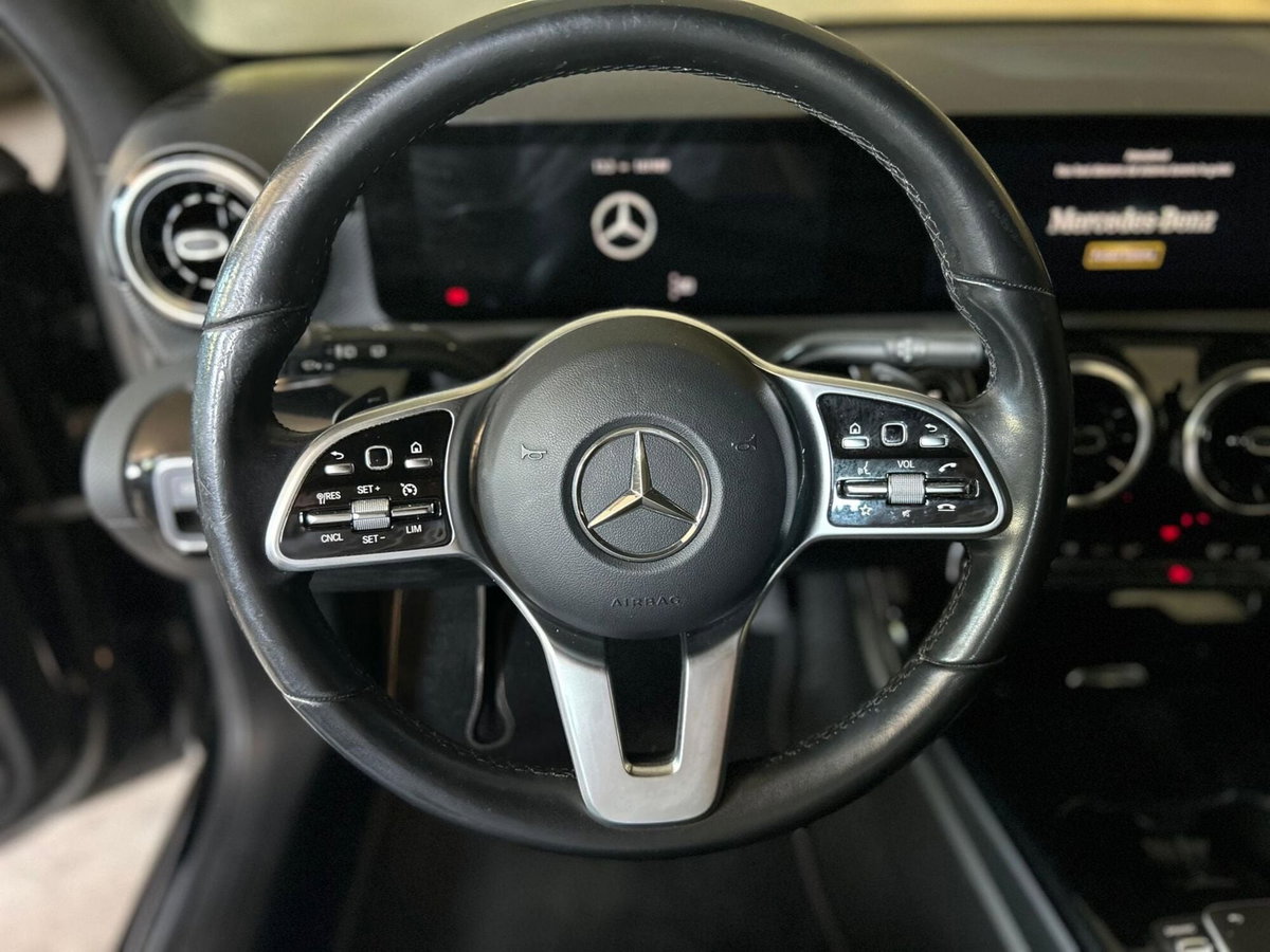 Mercedes-Benz Classe A 180 d Automatic Executive (14)