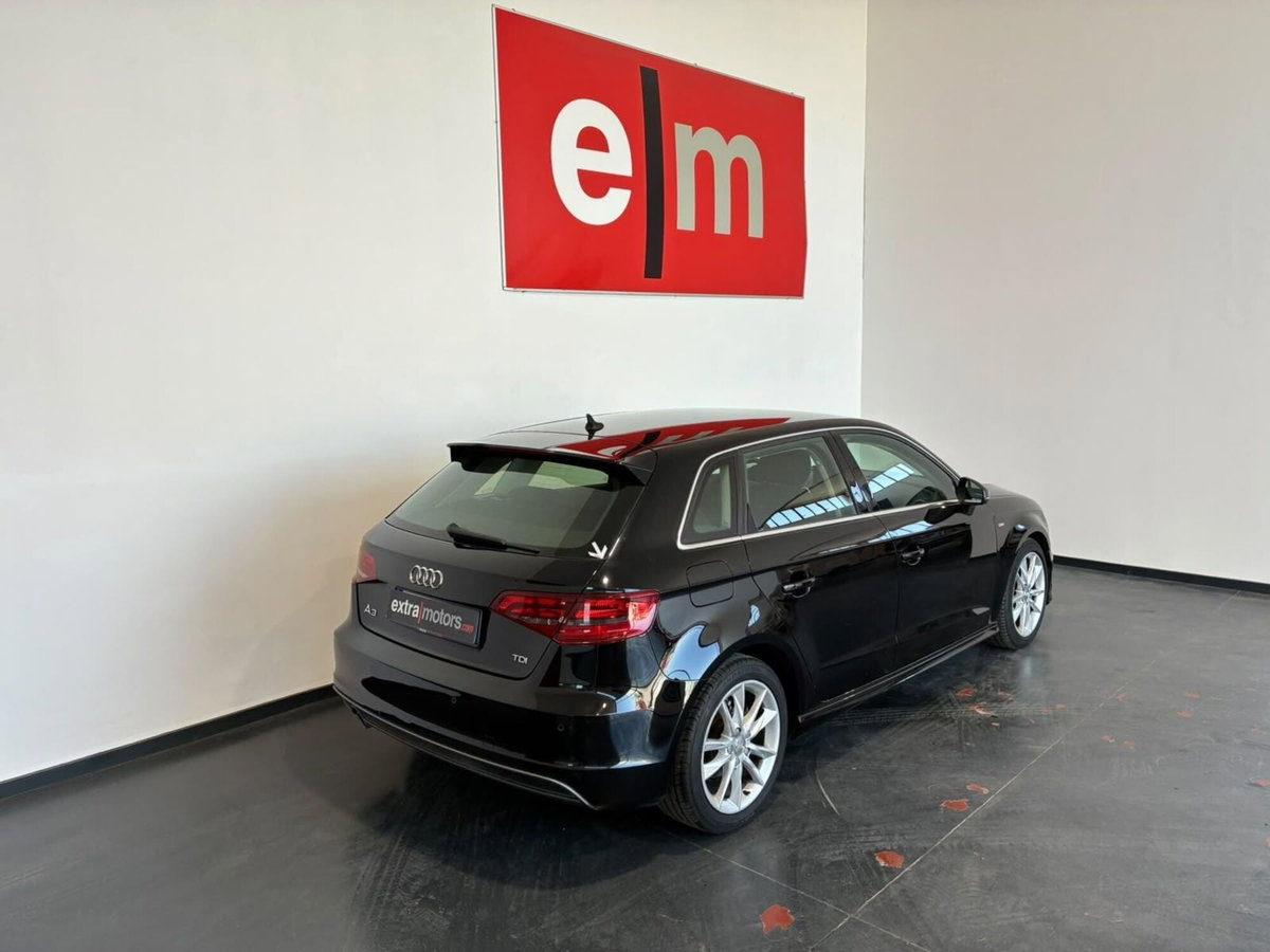 Audi A3 1.6 TDI S tronic Business (10)