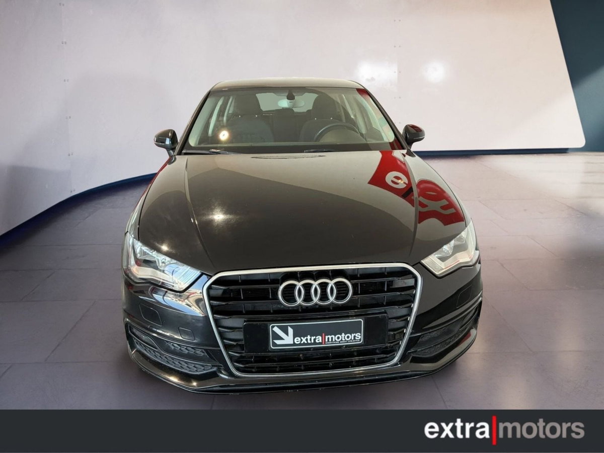 Audi A3 1.6 TDI S tronic Business (3)