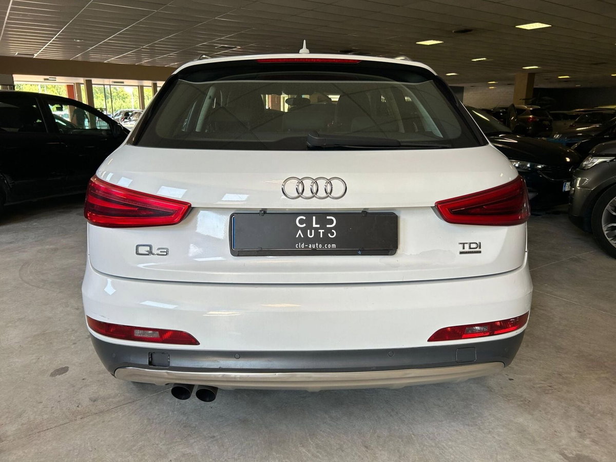 Audi Q3 2.0 TDI (4)