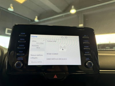 Toyota Yaris 1.0 5 porte Active (13)
