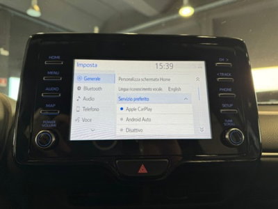 Toyota Yaris 1.0 5 porte Active (16)