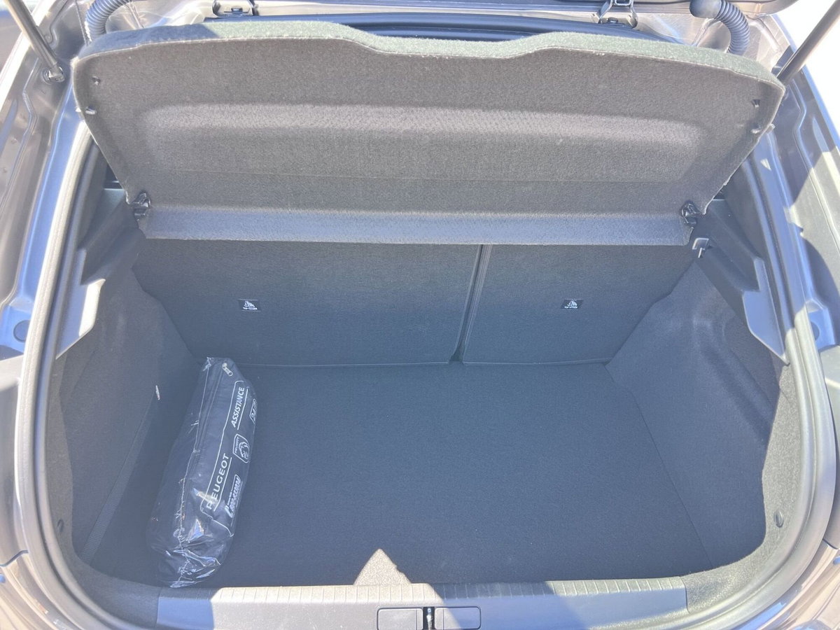 Peugeot 208 PureTech 100 Stop&Start EAT8 5 porte Allure Pack (9)