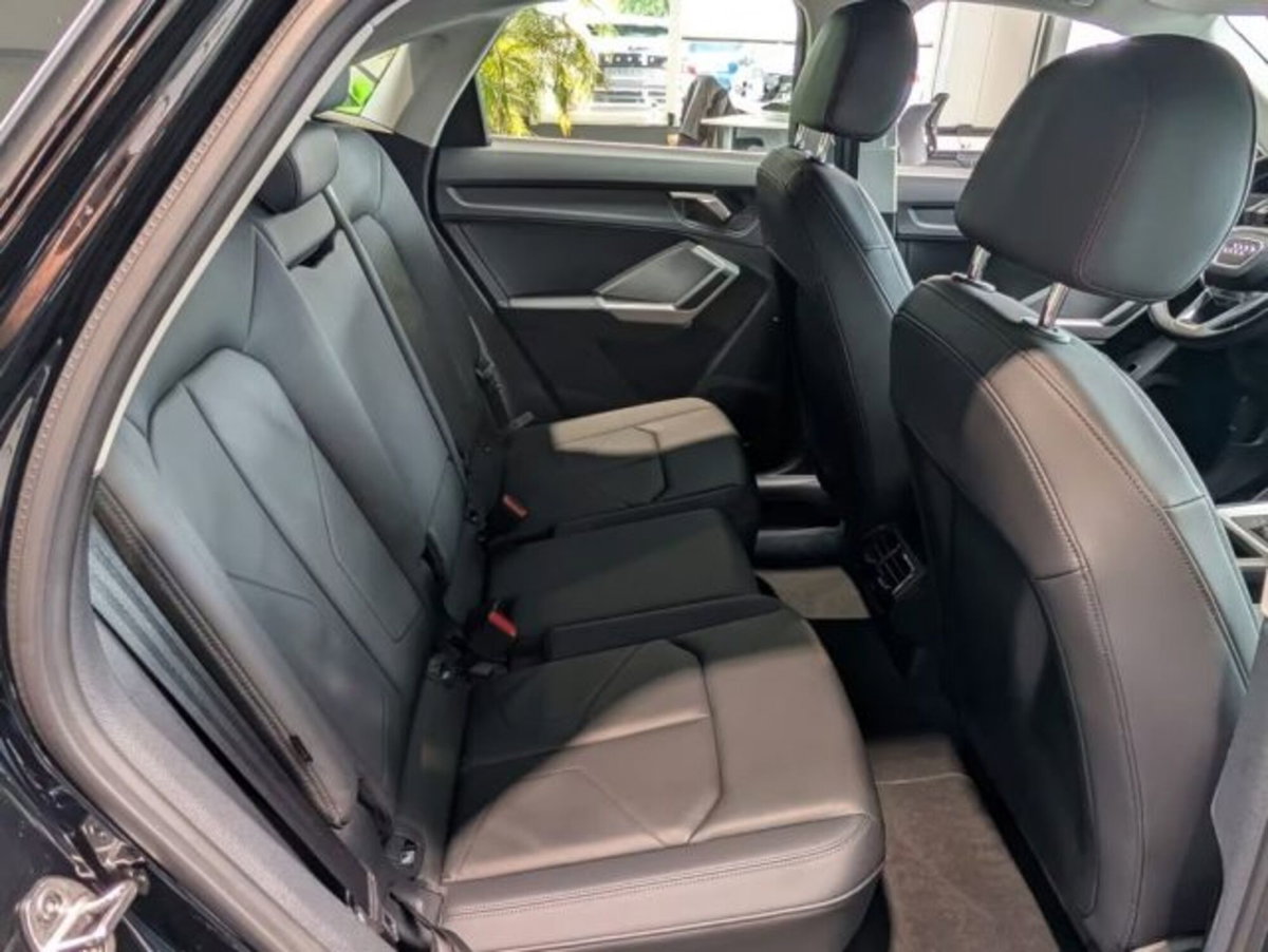 Audi Q3 Sportback 35 TDI quattro S tronic S line edition (11)