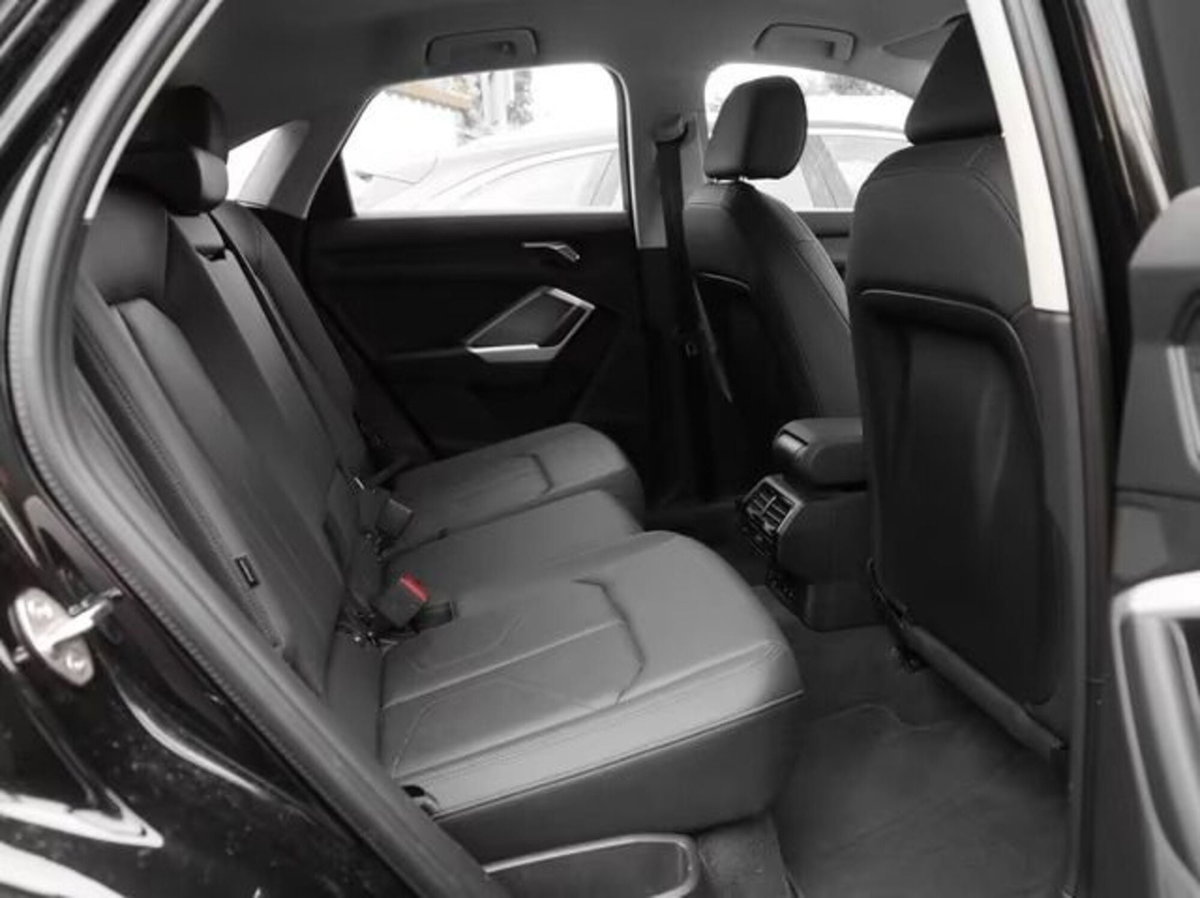 Audi Q3 Sportback 35 TDI quattro S tronic S line edition (4)