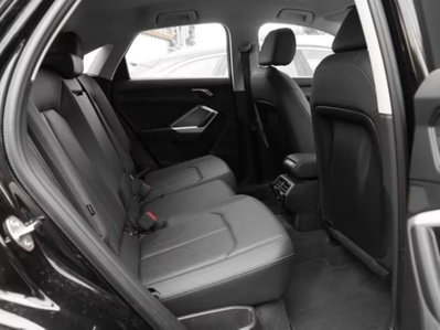 Audi Q3 Sportback 35 TDI quattro S tronic S line edition (4)
