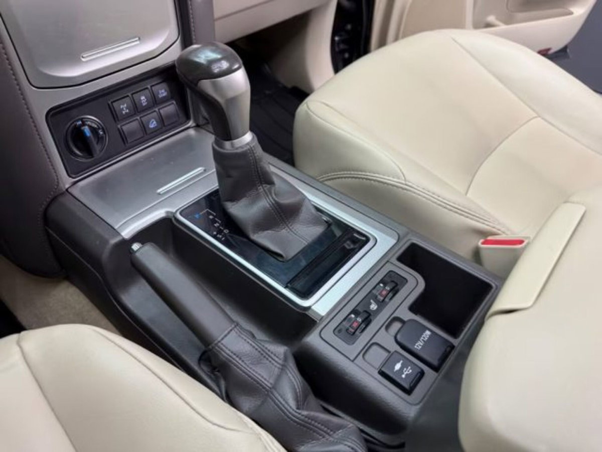 Toyota Land Cruiser 2.8 D4-D 3 porte Lounge (18)
