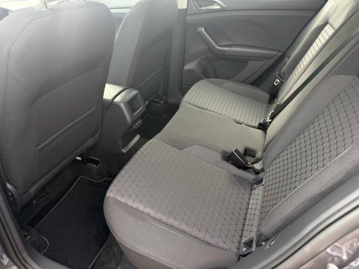 Volkswagen T-Cross 1.0 TSI Style BMT (11)