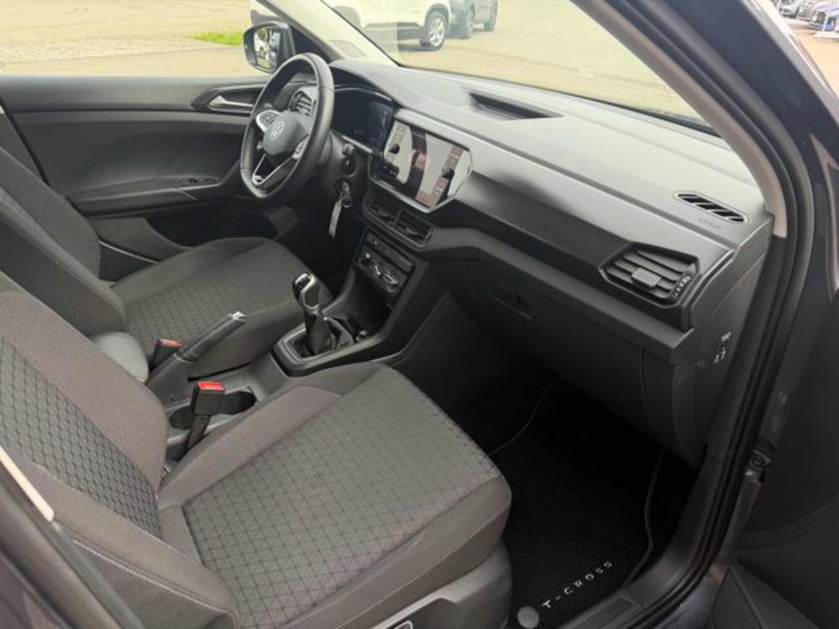 Volkswagen T-Cross 1.0 TSI Style BMT (16)