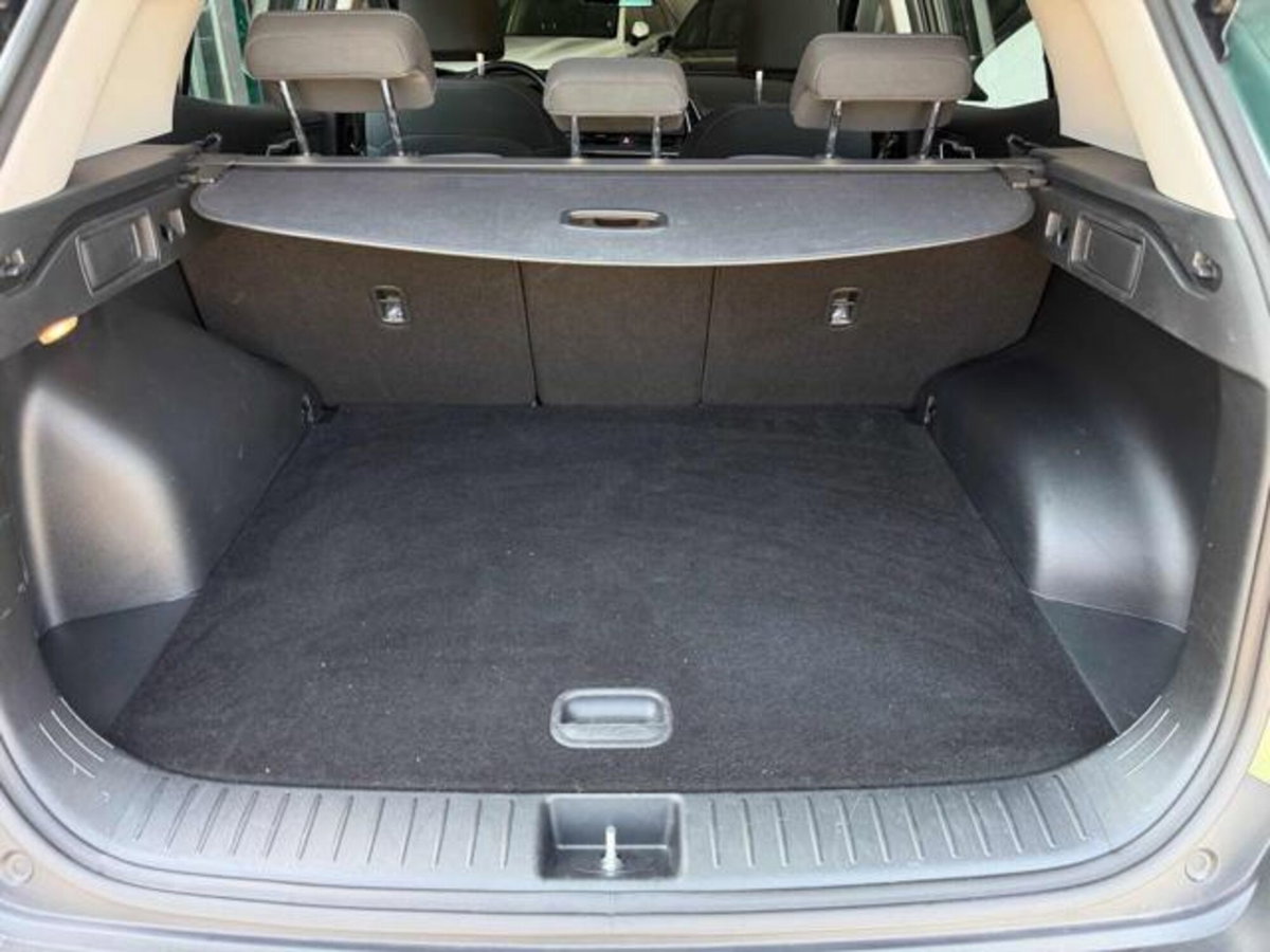Kia Sportage 1.6 TGDi MHEV DCT Business (16)