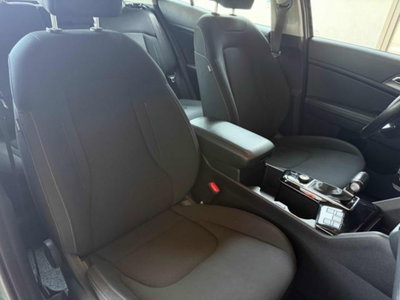Kia Sportage 1.6 TGDi MHEV DCT Business (17)