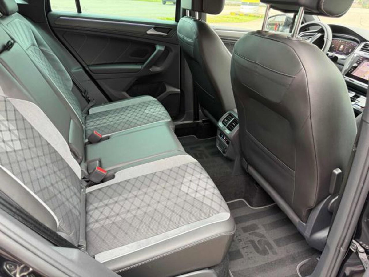 Volkswagen Tiguan Allspace 2.0 TDI 200 CV SCR DSG 4MOTION R-Line (14)