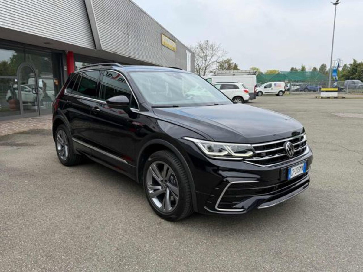Volkswagen Tiguan Allspace 2.0 TDI 200 CV SCR DSG 4MOTION R-Line (3)