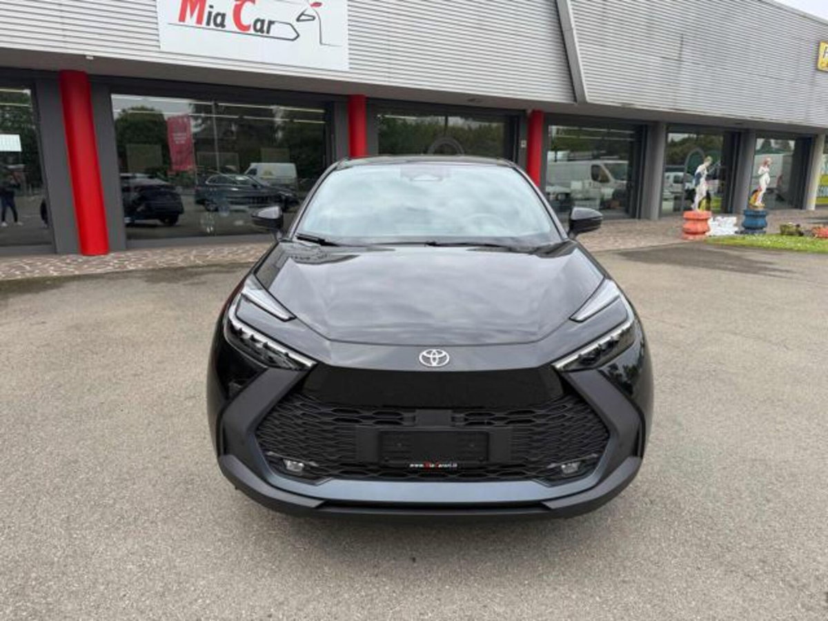 Toyota Toyota C-HR 2.0 phev Trend fwd e-cvt (3)