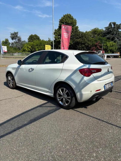 Alfa Romeo Giulietta 2.0 JTDm Veloce 170cv tct (10)