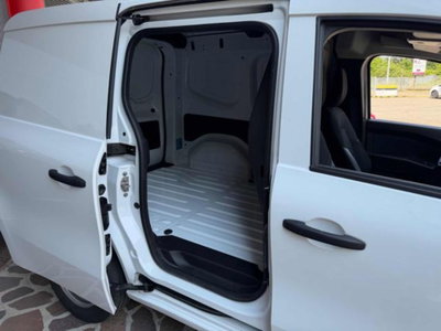 Renault Kangoo Blue dCi 95CV Express Maxi Combi Ice Plus (8)