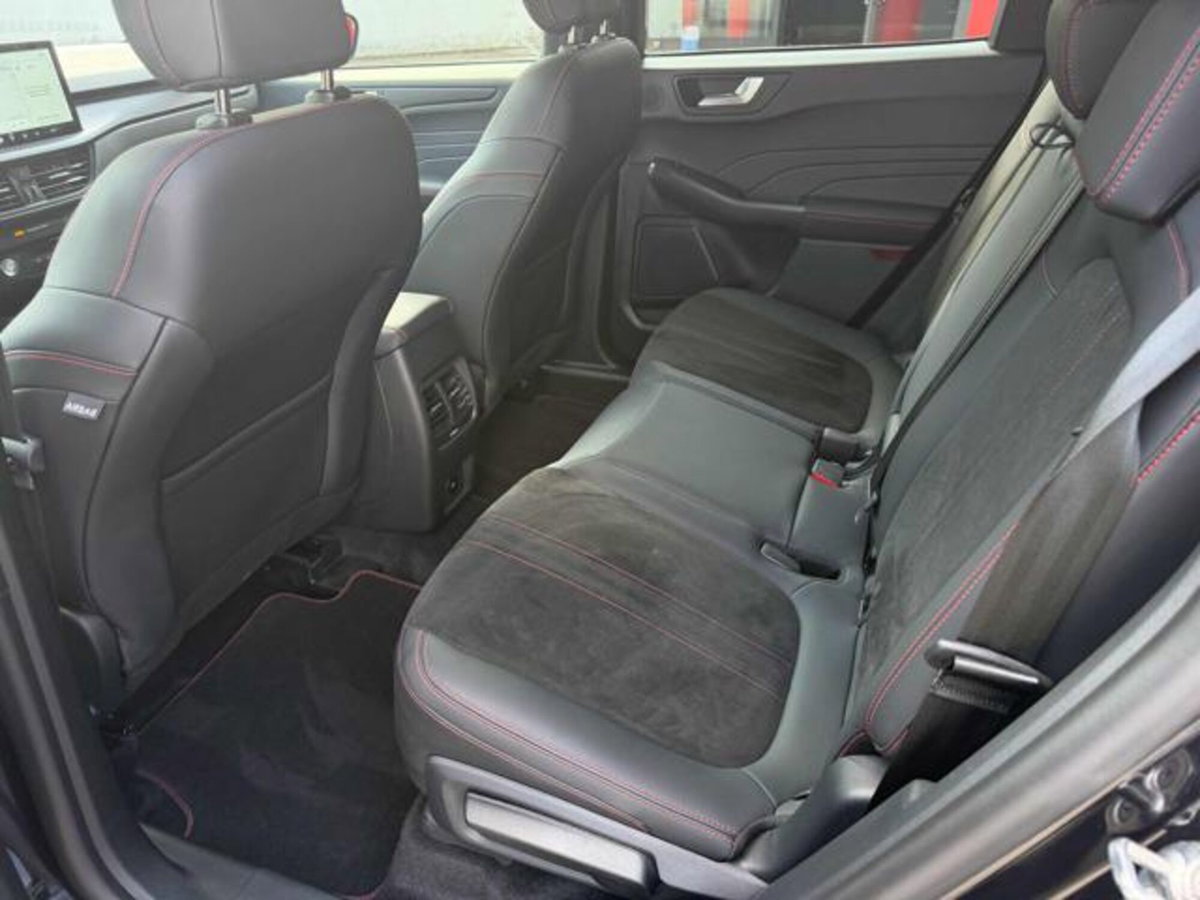 Ford Kuga 2.5 Full Hybrid 190 CV CVT 2WD ST-Line X (16)