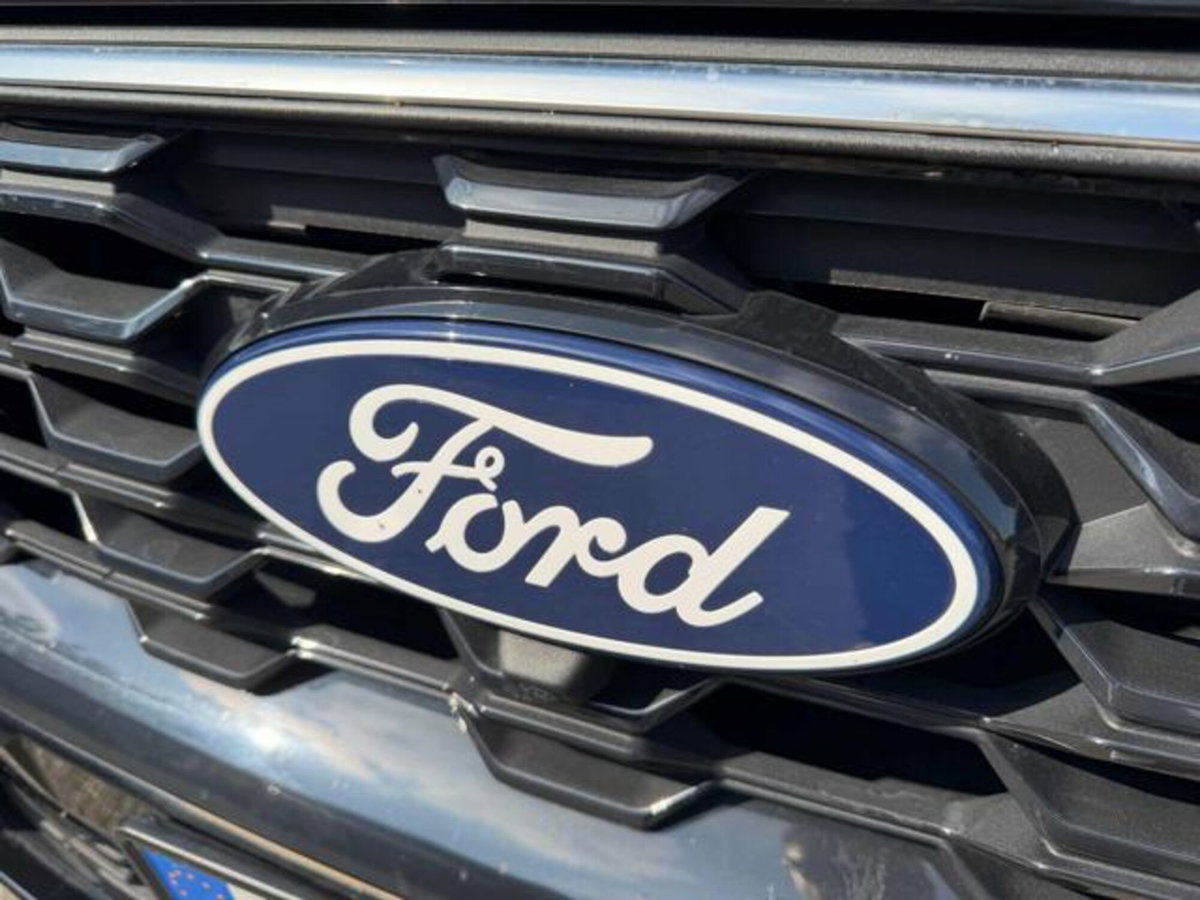 Ford Kuga 2.5 Full Hybrid 190 CV CVT 2WD ST-Line X (17)