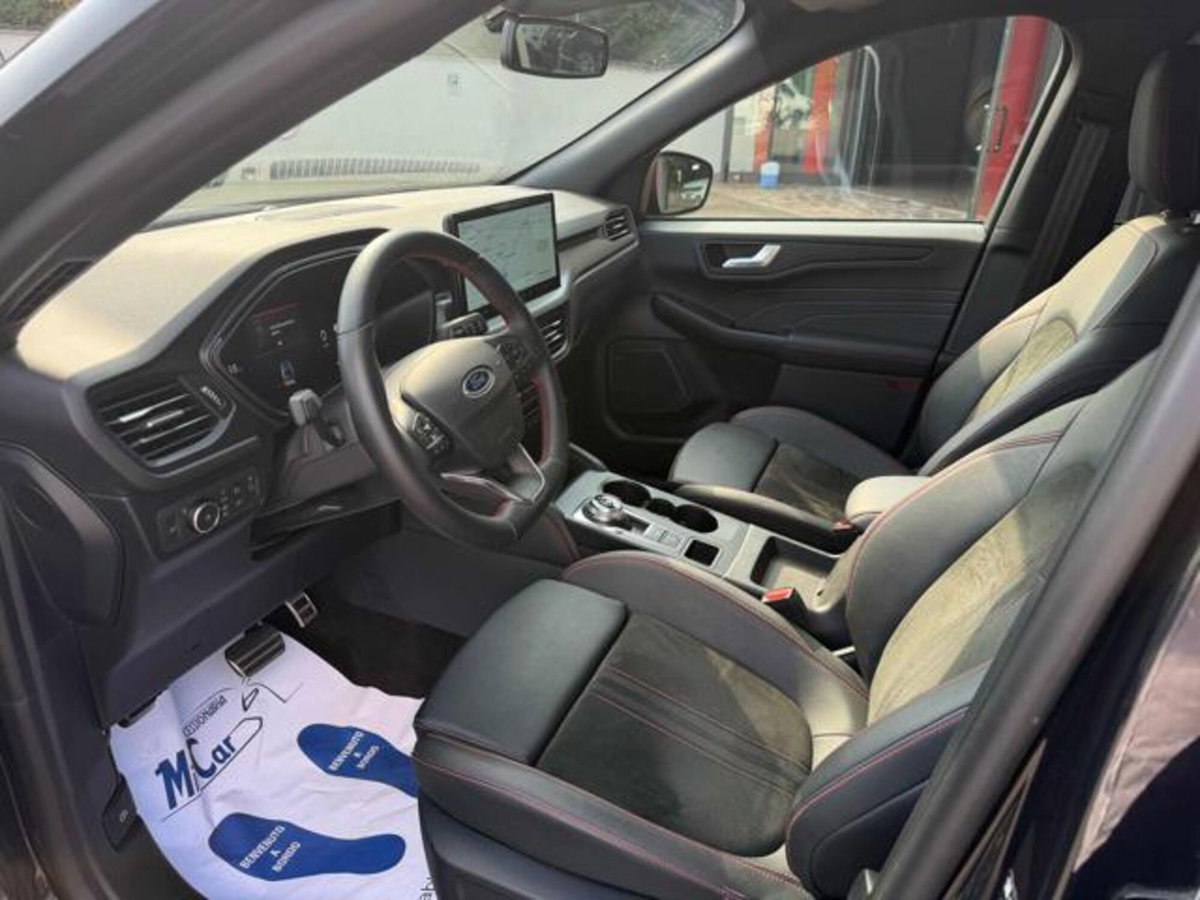 Ford Kuga 2.5 Full Hybrid 190 CV CVT 2WD ST-Line X (8)