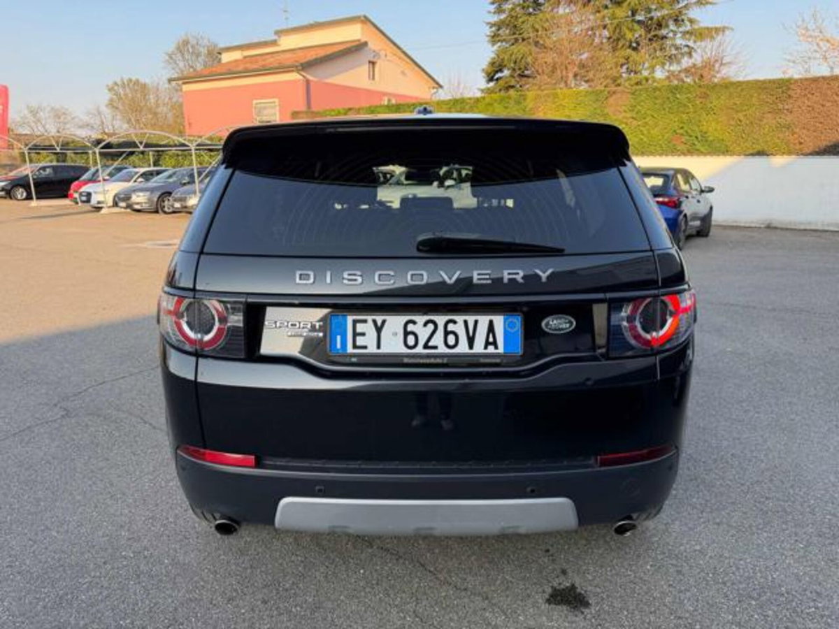 Land Rover Discovery Sport 2.2 TD4 HSE (5)