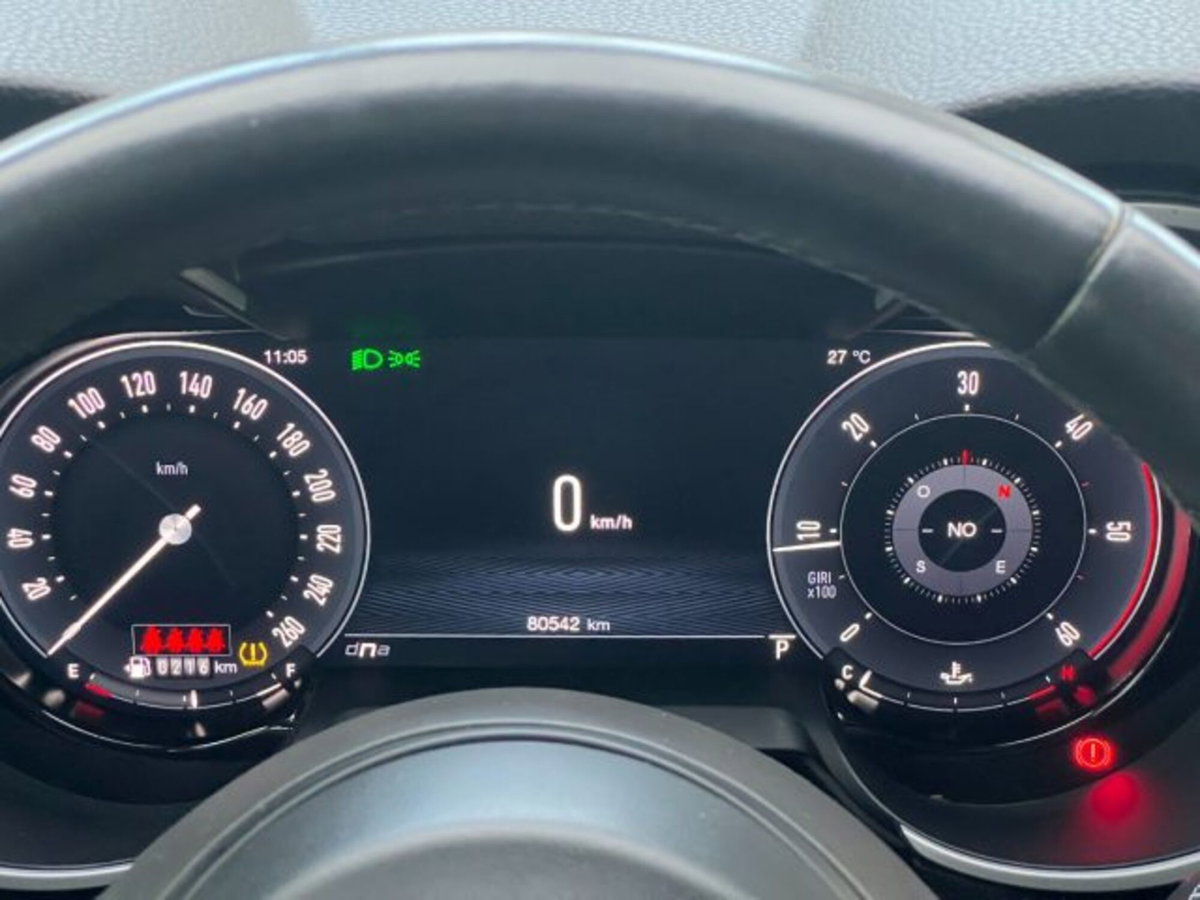 Alfa Romeo Stelvio Stelvio 2.2 Turbodiesel 210 CV AT8 Q4 Veloce (16)