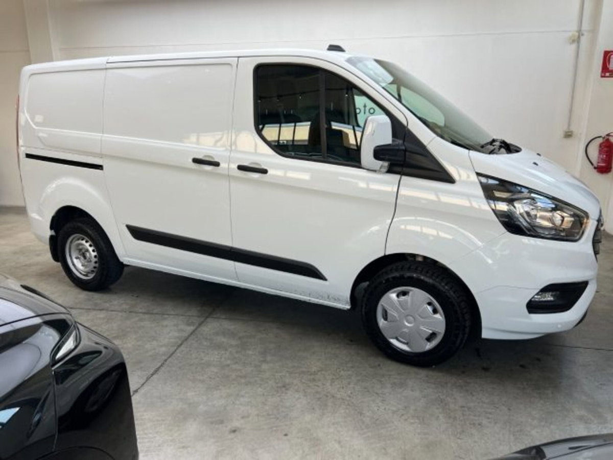 Ford Transit Custom Furgone 280 2.0 EcoBlue 130 PC Furgone Trend (8)
