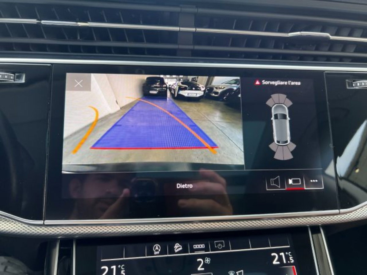 Audi Q8 Q8 45 TDI quattro tiptronic Sport (10)