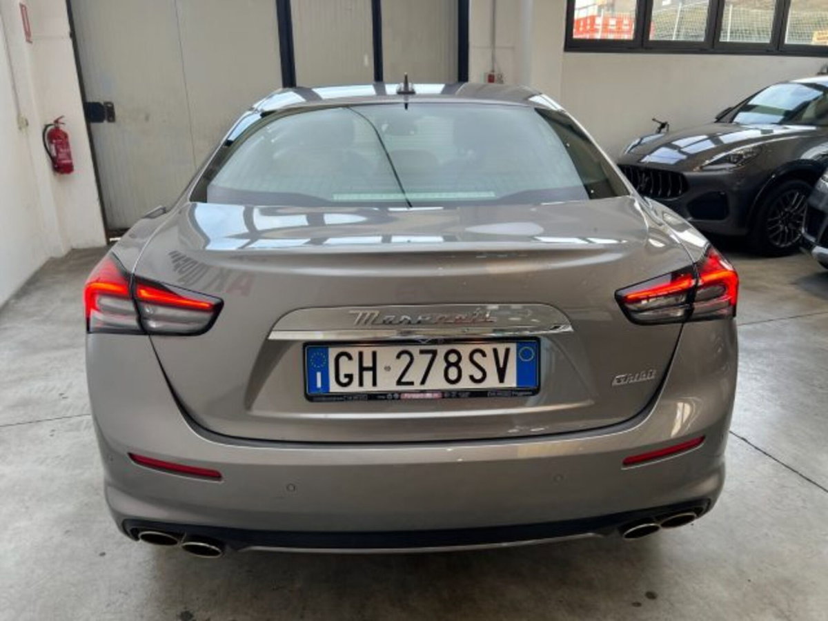 Maserati Ghibli Ghibli L4 330 CV MHEV Gransport (16)