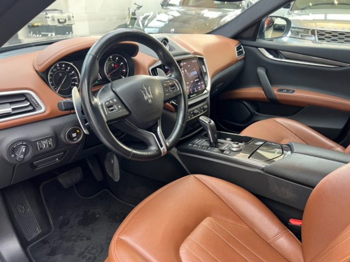 Maserati Ghibli Ghibli L4 330 CV MHEV Gransport (4)