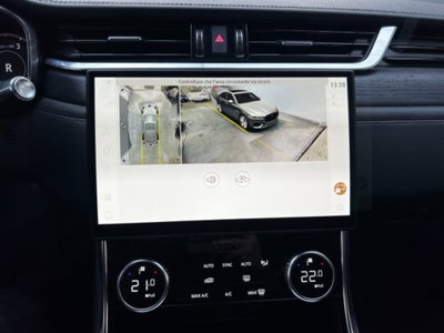 Jaguar XF 2.0 D 204 CV AWD aut. R-Dynamic SE (12)
