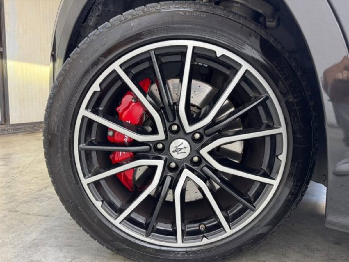 Maserati Levante Levante V6 AWD Gransport (3)