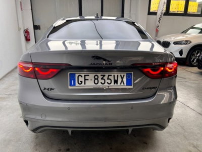 Jaguar XF 2.0 D 204 CV AWD aut. R-Dynamic SE (18)