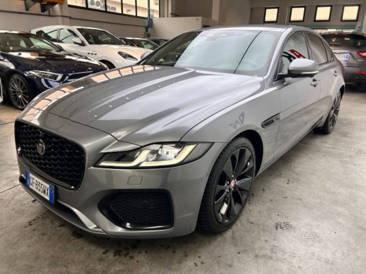 Jaguar XF 2.0 D 204 CV AWD aut. R-Dynamic SE (2)