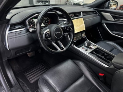 Jaguar XF 2.0 D 204 CV AWD aut. R-Dynamic SE (4)